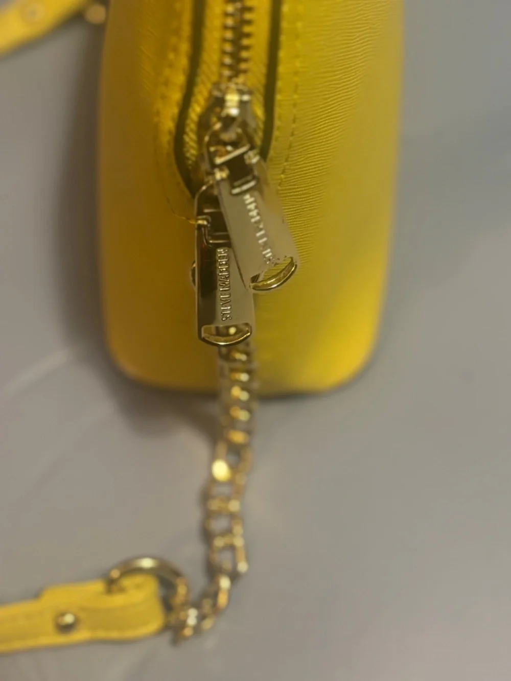 Steve Madden Yellow Crossbody Bag Full Zip